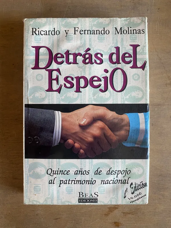 Detrás del espejo - Molinas Ricardo y Fernando (2a4)