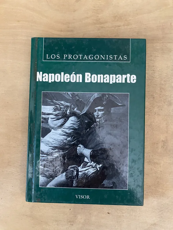 Napoleón Bonaparte - (b3)