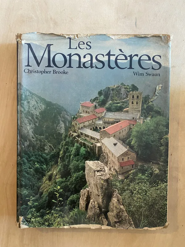 Les Monastères - Brooke Chistopher; Swaan Wim (y6)