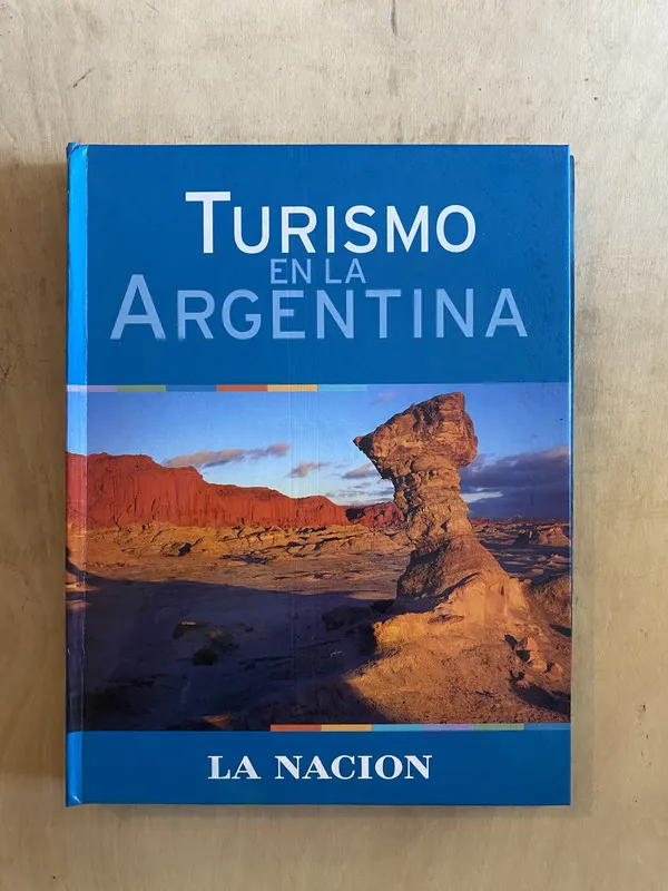 Tapa de Turismo en la Argentina - (y6)