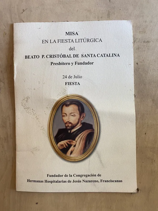 Tapa de Misa en la fiesta litúrgica del Beato P. Cristóbal de - (y6
