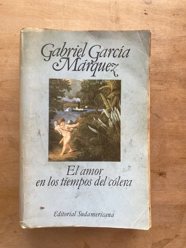 Tapa de El amor en los tiempos del colera - Garcia Marquez (j5)
