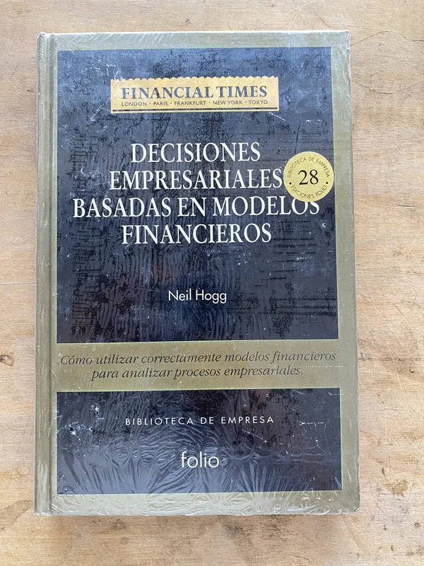 Decisiones empresariales basadas en modelos - Hogg (q0)