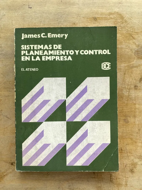 Sistemas de planeamiento y control en la - Emery (mm1)