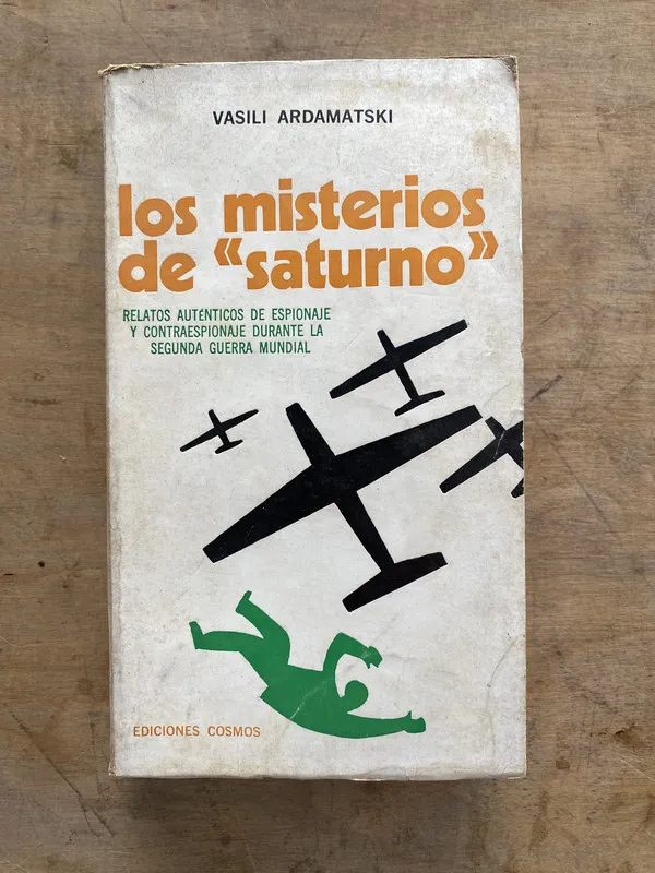 Tapa de Los misterios de saturno - Ardamatski Vasili (mm2)