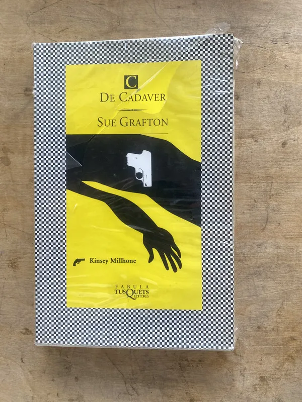C de cadaver - Grafton Sue (nn1)
