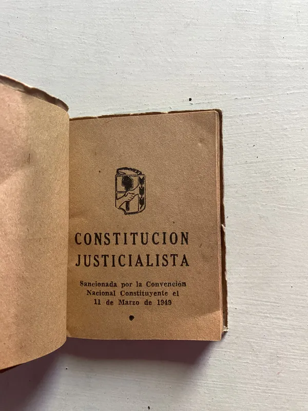 Constitucion de la Nacion Argentina Constitucion - (4b2)