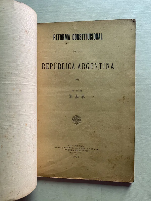 Tapa de Reforma constitucional de la Republica - R. A. D. (4b6)