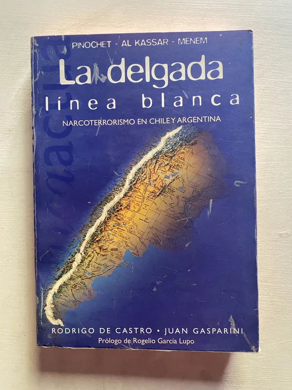 Tapa de La delgada linea blanca - De Castro (4b6)