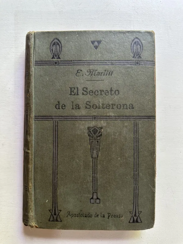 Tapa de El secreto de la solterona - Marlitt E. (4G2)