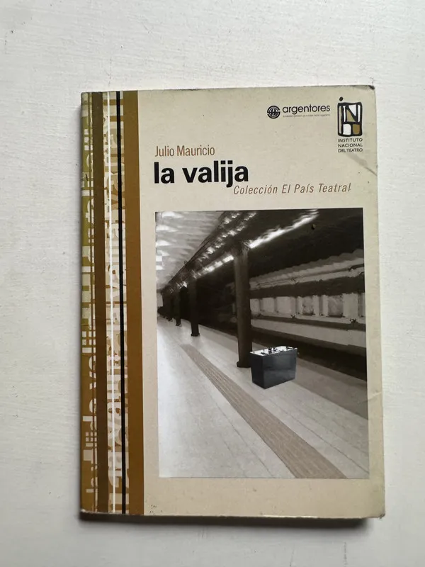 La valija - Mauricio Julio (4i5)