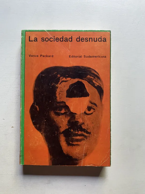 Tapa de La sociedad desnuda - Packard, Vance (4d6)