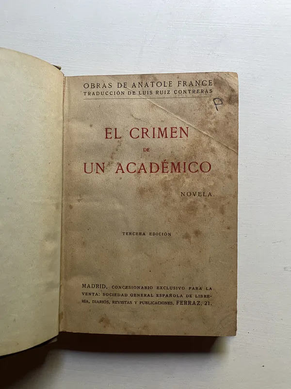 Tapa de El crimen de un académico - (4d6)