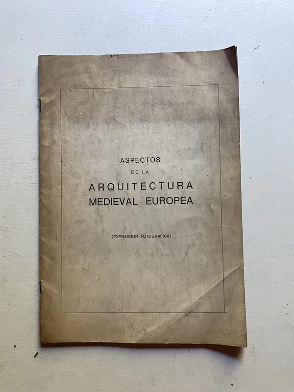 Aspectos de la arquitectura medieval europea - (4d2)