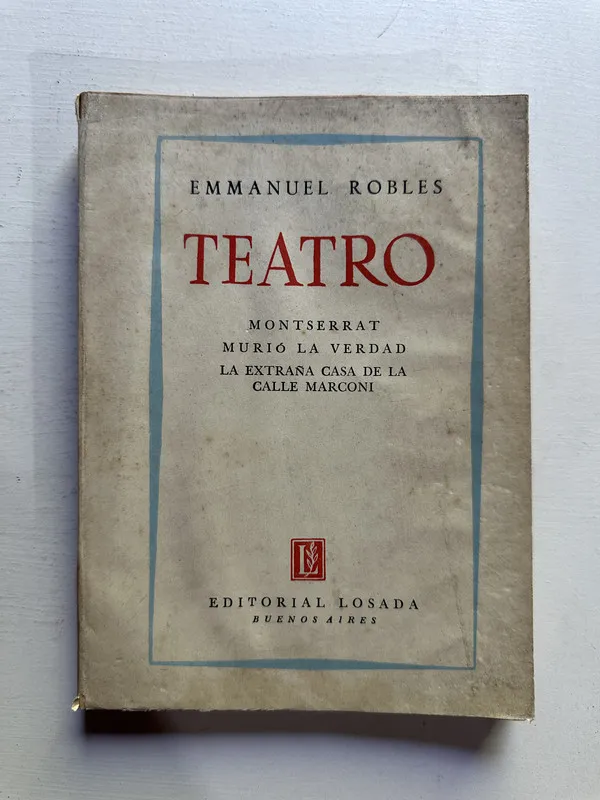 Teatro - Robles Emmanuel (4j2)