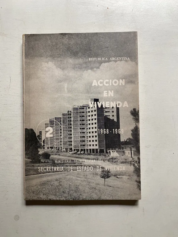 Tapa de Accion en vivienda - Ministerio de bienestar social (4j4)