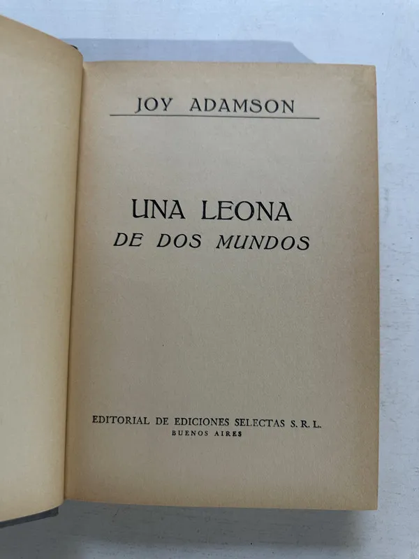 Una leona de dos mundos - Adamson Joy (4o5)