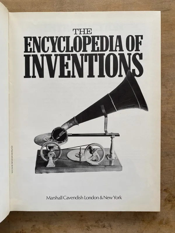 The encyclopedia of inventions - Donald Clarke (k7)