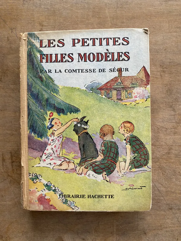 Les petites filles modeles - (oo6)