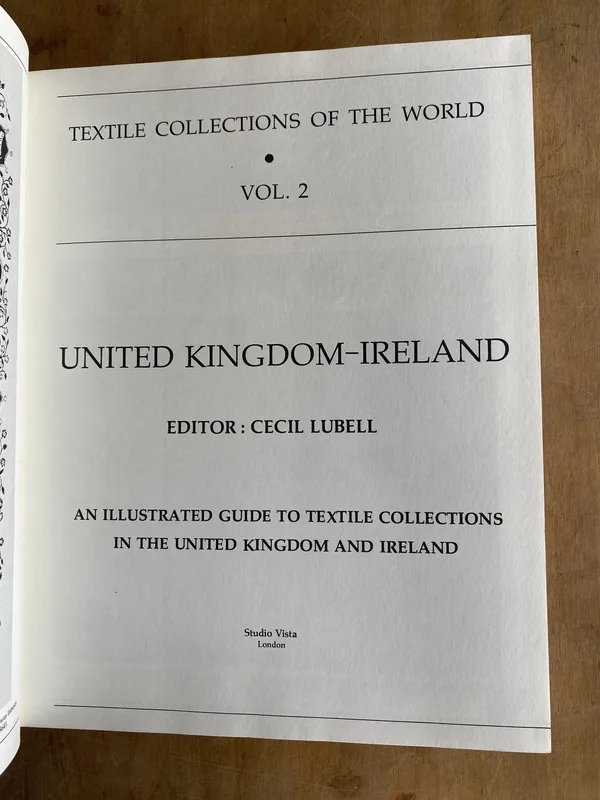 Textile collections of the world - Lubell Cecil (jj5)