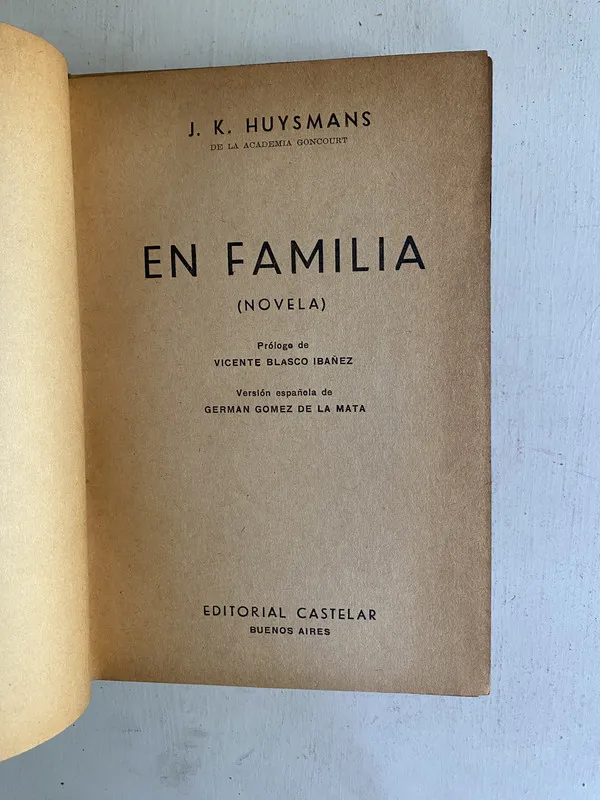 En familia - Huysmans J. K. (4e1)
