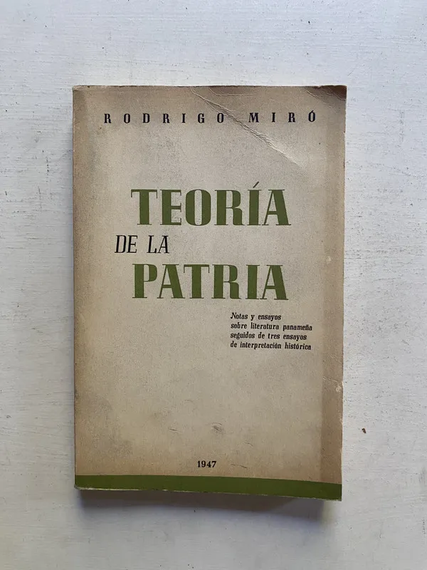Tapa de Teoria de la patria - Miro Rodrigo (4e2)