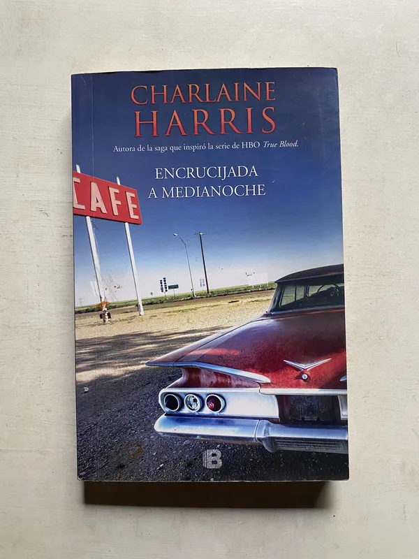 Encrucijada a medianoche - Harris Charlaine (4e4)