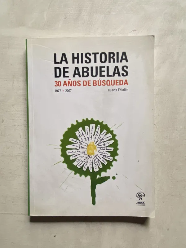 Tapa de 30 años de busqueda - La historia de abuelas (4e6)
