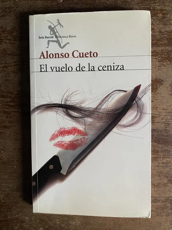 El vuelo de la ceniza - Cueto Alonso (4p7)