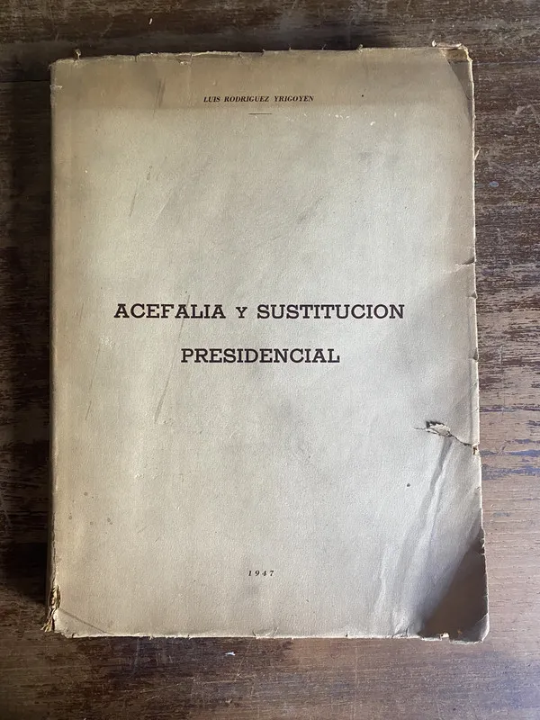 Acefalia y Sustitucion - Rodriguez Yrigoyen (4o7)