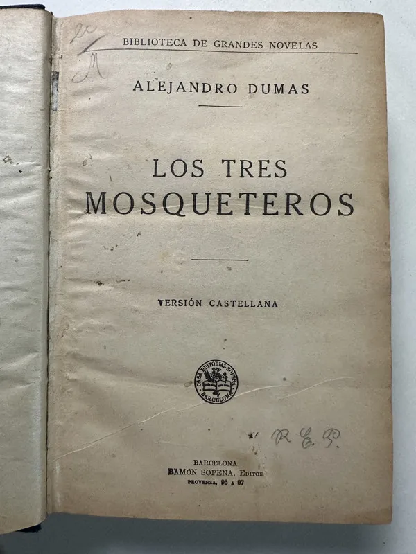 Los tres mosqueteros - Dumas Alejandro (4S2)