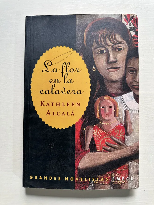 Tapa de La flor en la calavera - Alcala Kathleen (4S5)