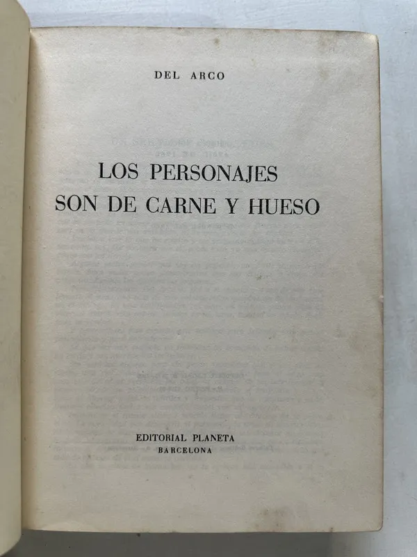 Los personajes son de carne y hueso - Del Arco (4T4)