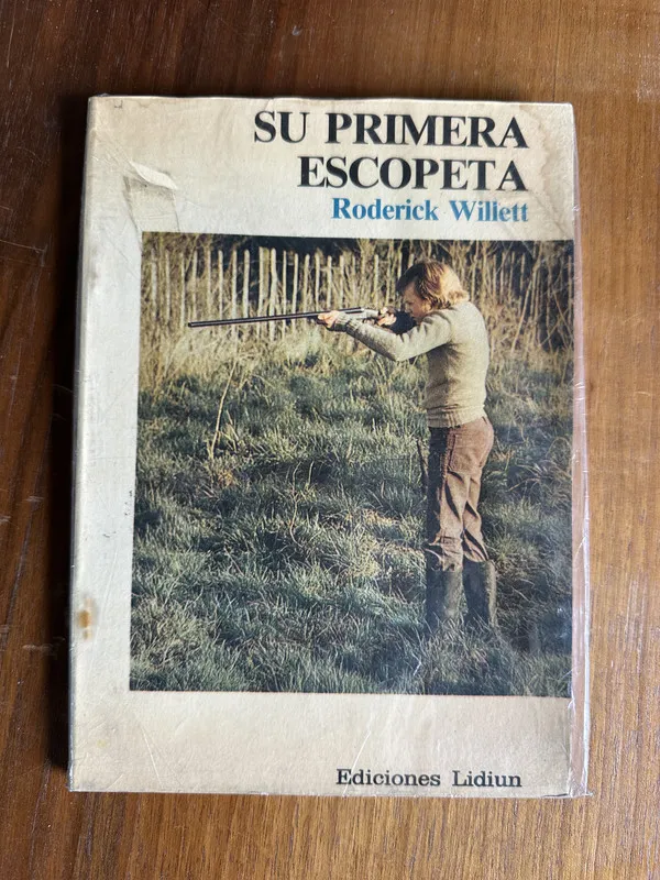 Tapa de Su primera escopeta - Willett Roderick (4v5)