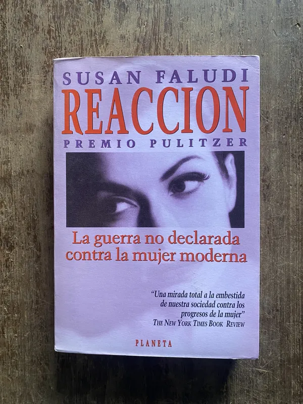 Tapa de Reaccion - Faludi Susan (4w6)