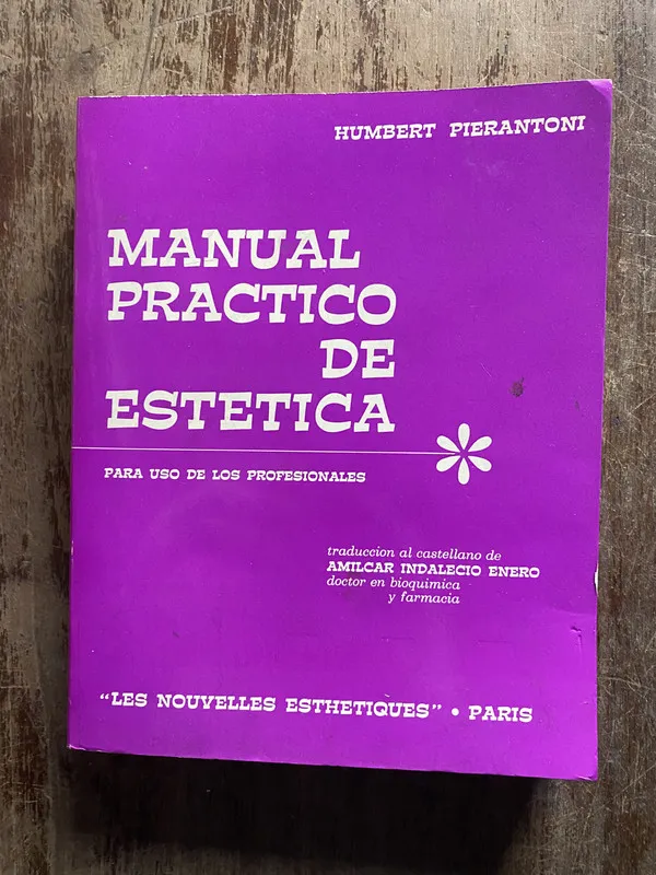 Tapa de Manual Practico de Estetica - Pierantoni Humbert (5i6)