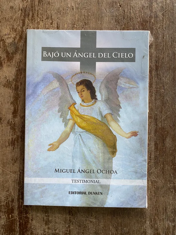 Bajo un angel del Cielo - Ochoa Miguel angel (4y5)