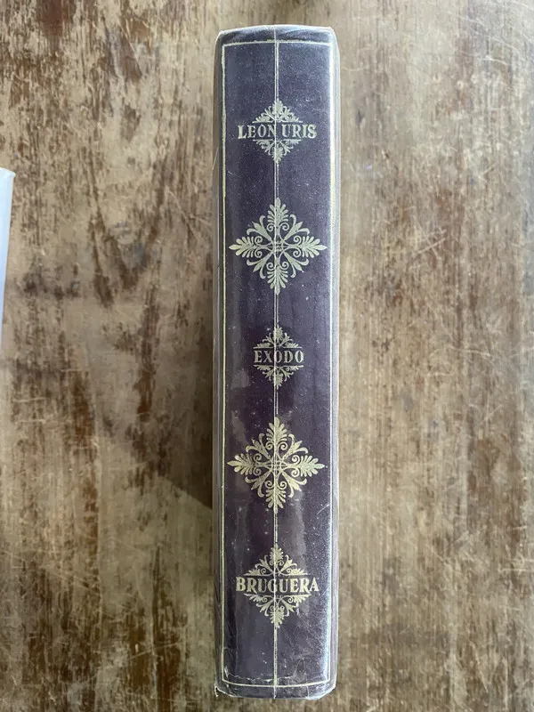 exodo - Uris Leon (4y4)