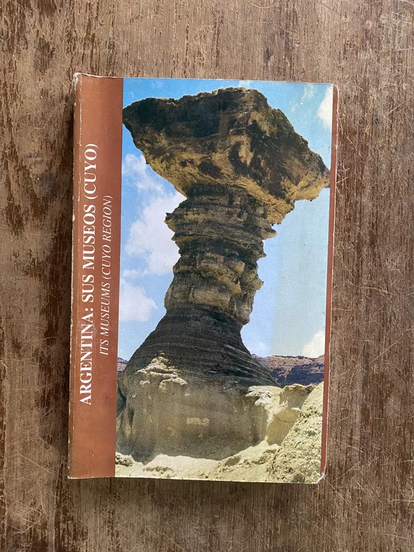 Tapa de Argentina: Sus Museos (Cuyo) - (4y2)