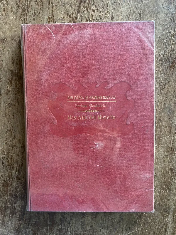 Mas Alla del Misterio - Sienkiewicz Enrique (4y7)