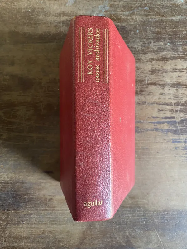 Tapa de Casos archivados - Vickers Roy (5a4)