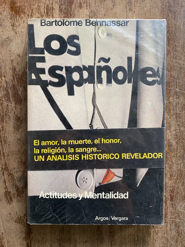 Los Españoles - Bennassar Bartolome (5a3)