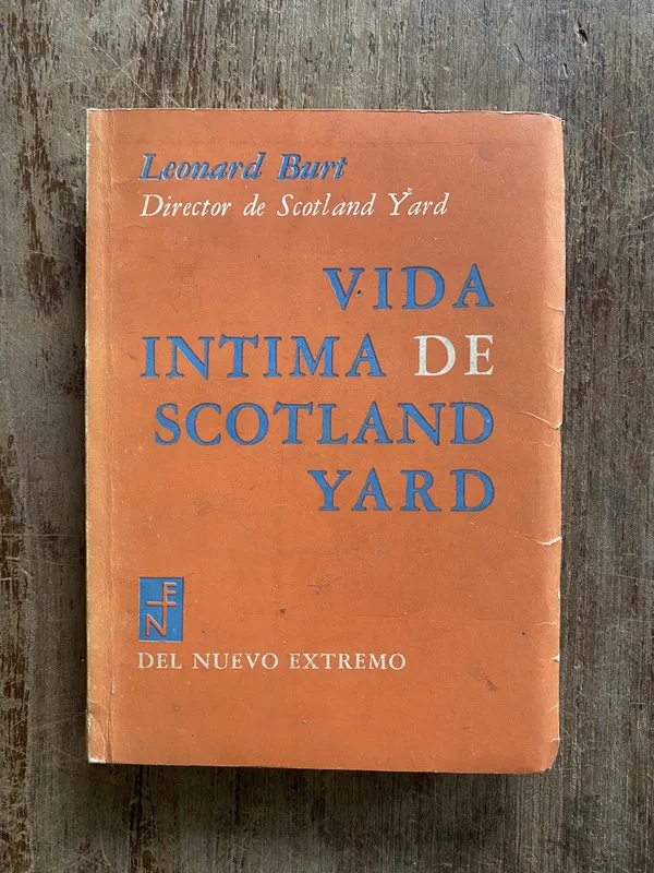 Vida intima de Scotland Yard - Burt Leonard (5a1)