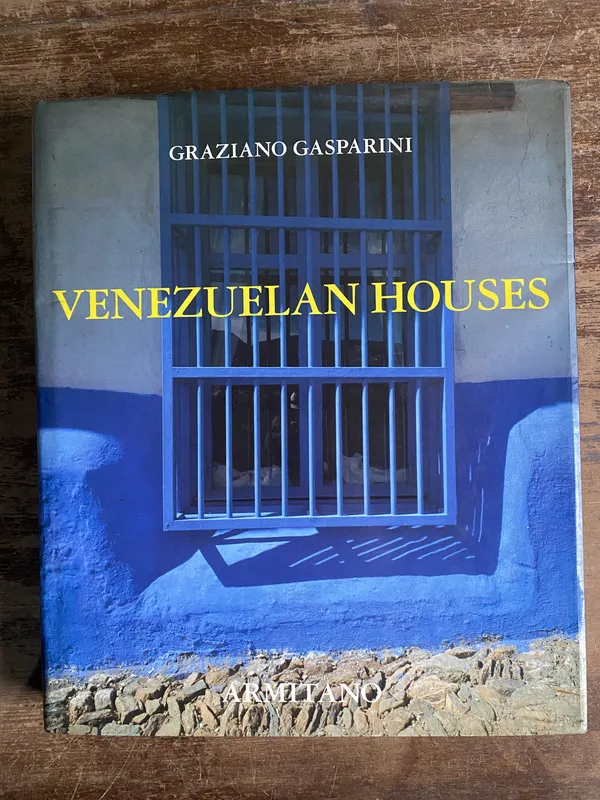 Venezuelan Houses - Gasparini Graziano (5a7)