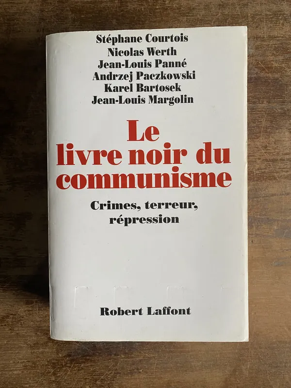 Le livre noir du communisme (en frances) - Courtois (5b2)