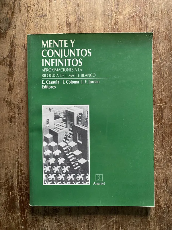 Tapa de Mente y conjuntos infinitos - Casaula (5b1)