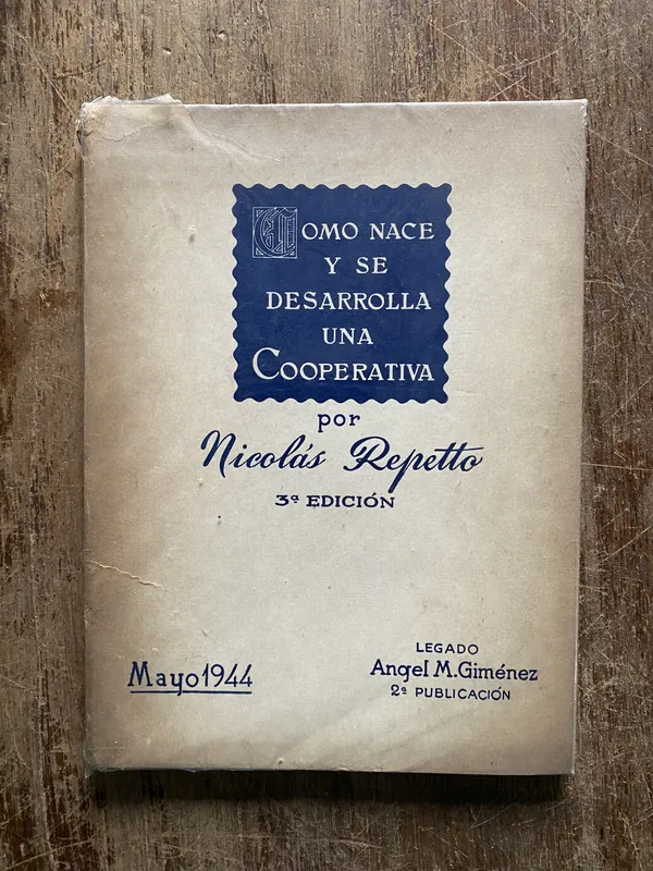 Tapa de Como nace y se desarrolla una cooperativa - Repetto (5b1)