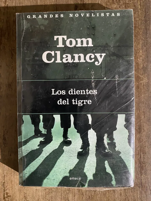 Tapa de Los dientes del tigre - Clancy Tom (5h6)