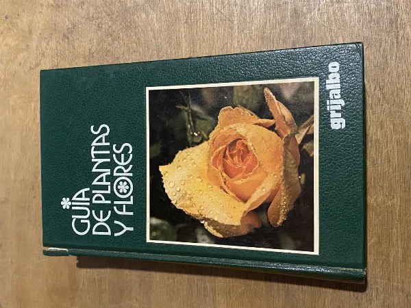 Tapa de Guia de Plantas y Flores - (3y1)