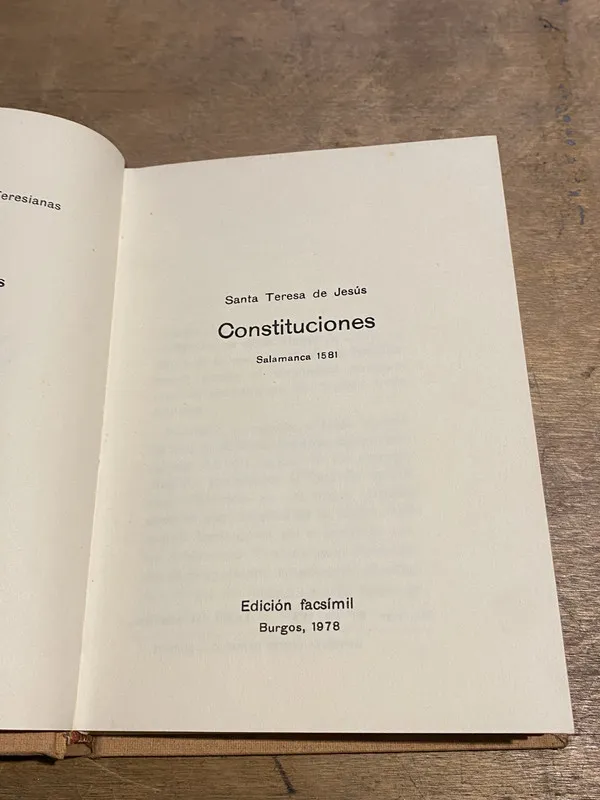 Constituciones - Teresa de Jesus, Santa (3y1)